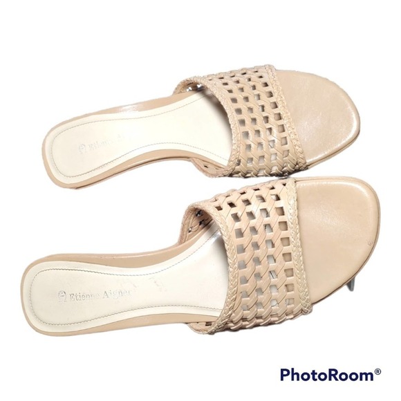 Etienne Aigner size 8 tan color slip-on heeled sandals 2.5" heels - Picture 4 of 9